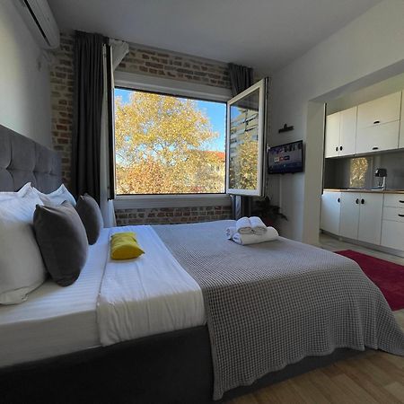 Bricks Studio Apartments Tirana Extérieur photo