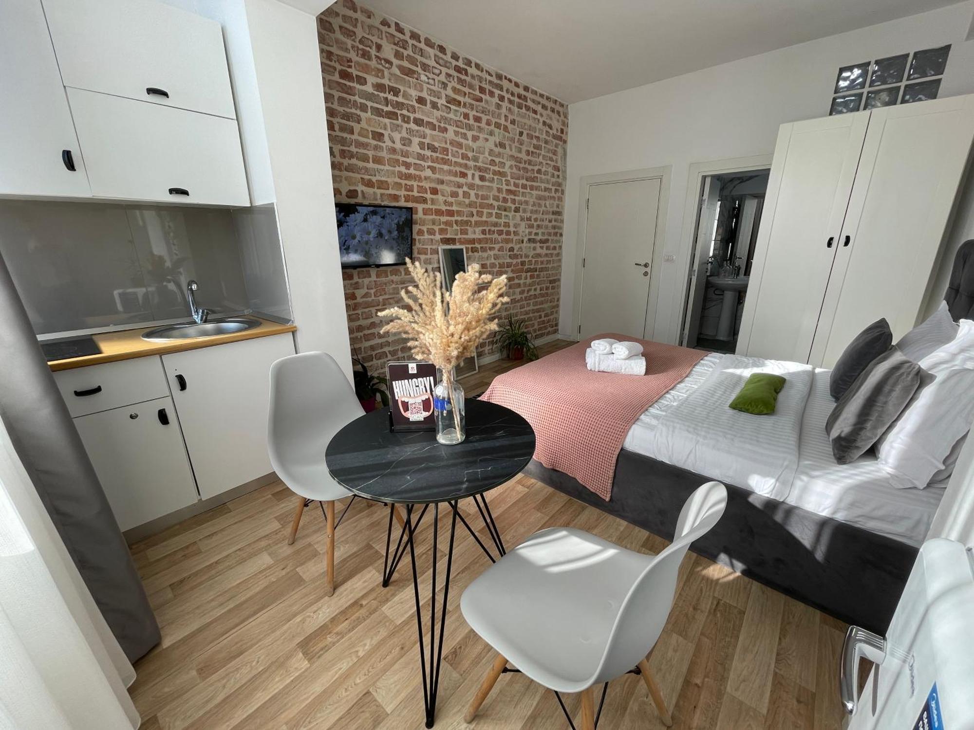 Bricks Studio Apartments Tirana Extérieur photo