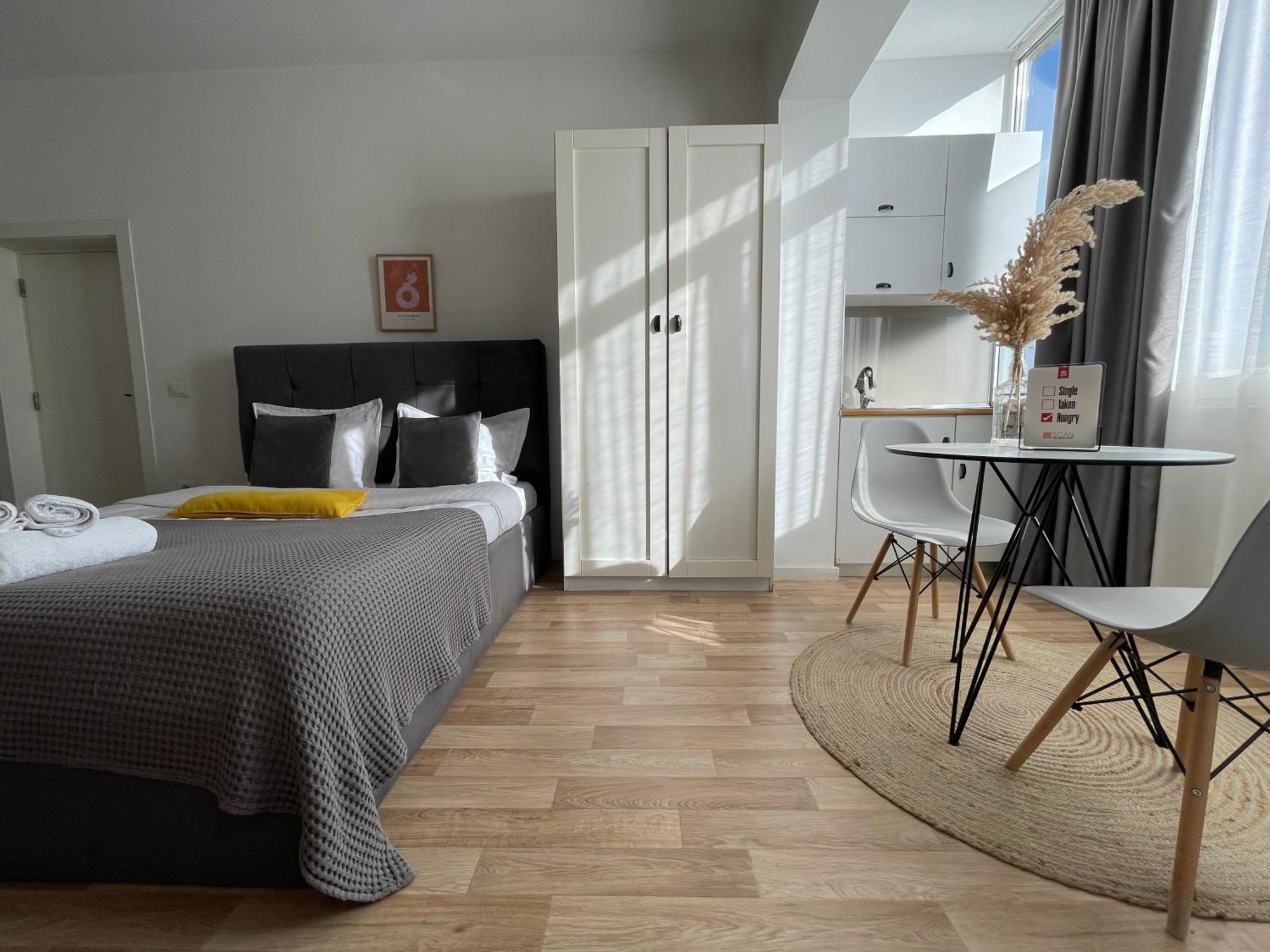 Bricks Studio Apartments Tirana Extérieur photo