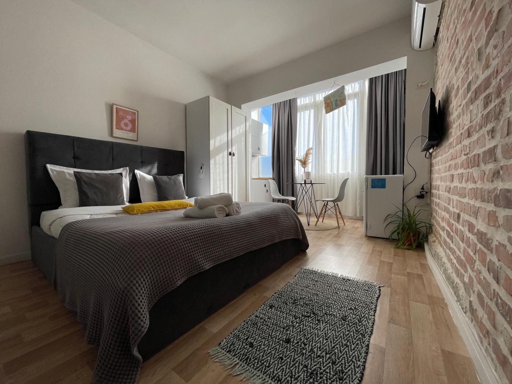 Bricks Studio Apartments Tirana Extérieur photo